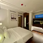 Central Park Saigon Hotel