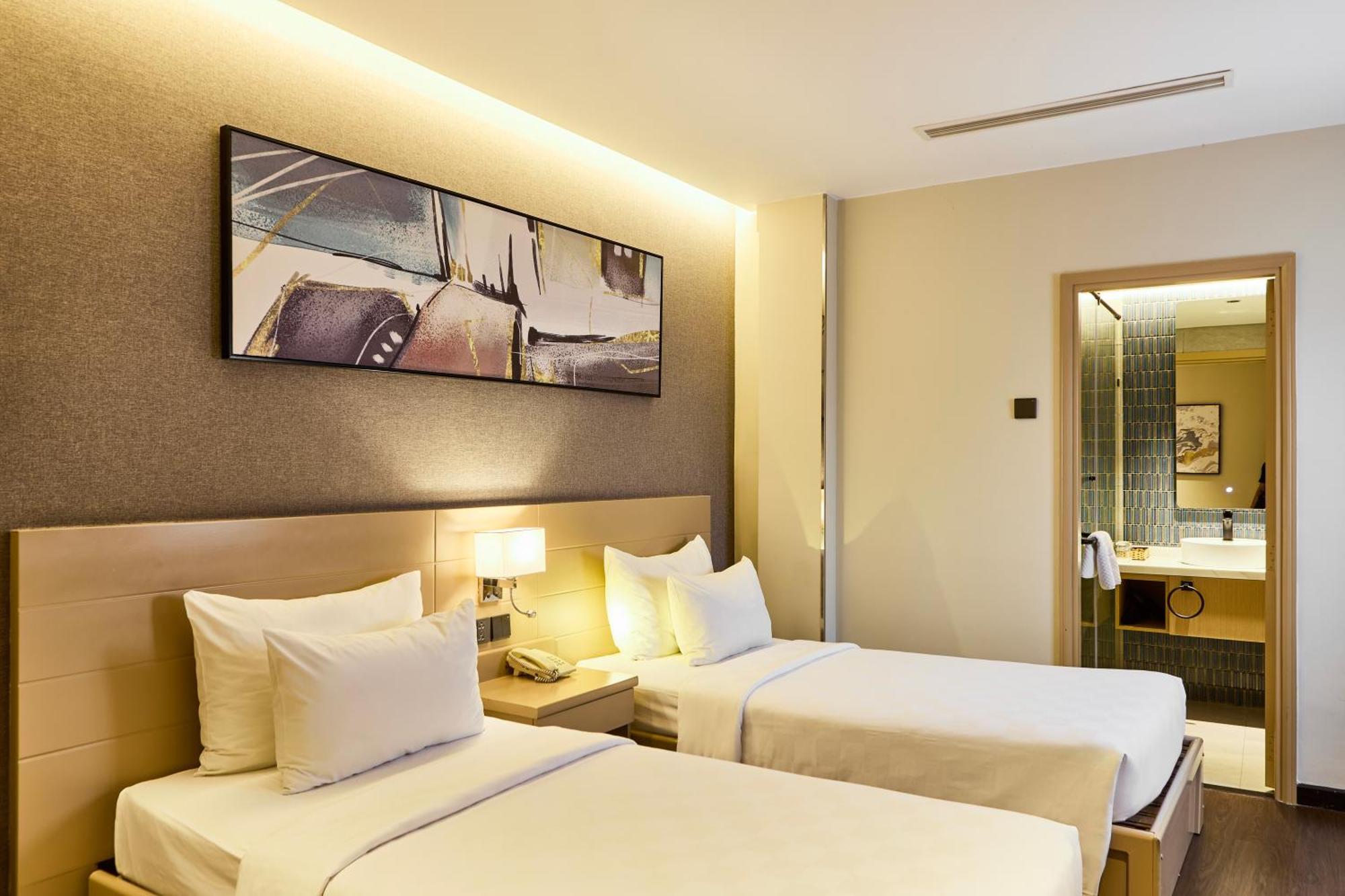 Park Saigon Hotel 3*