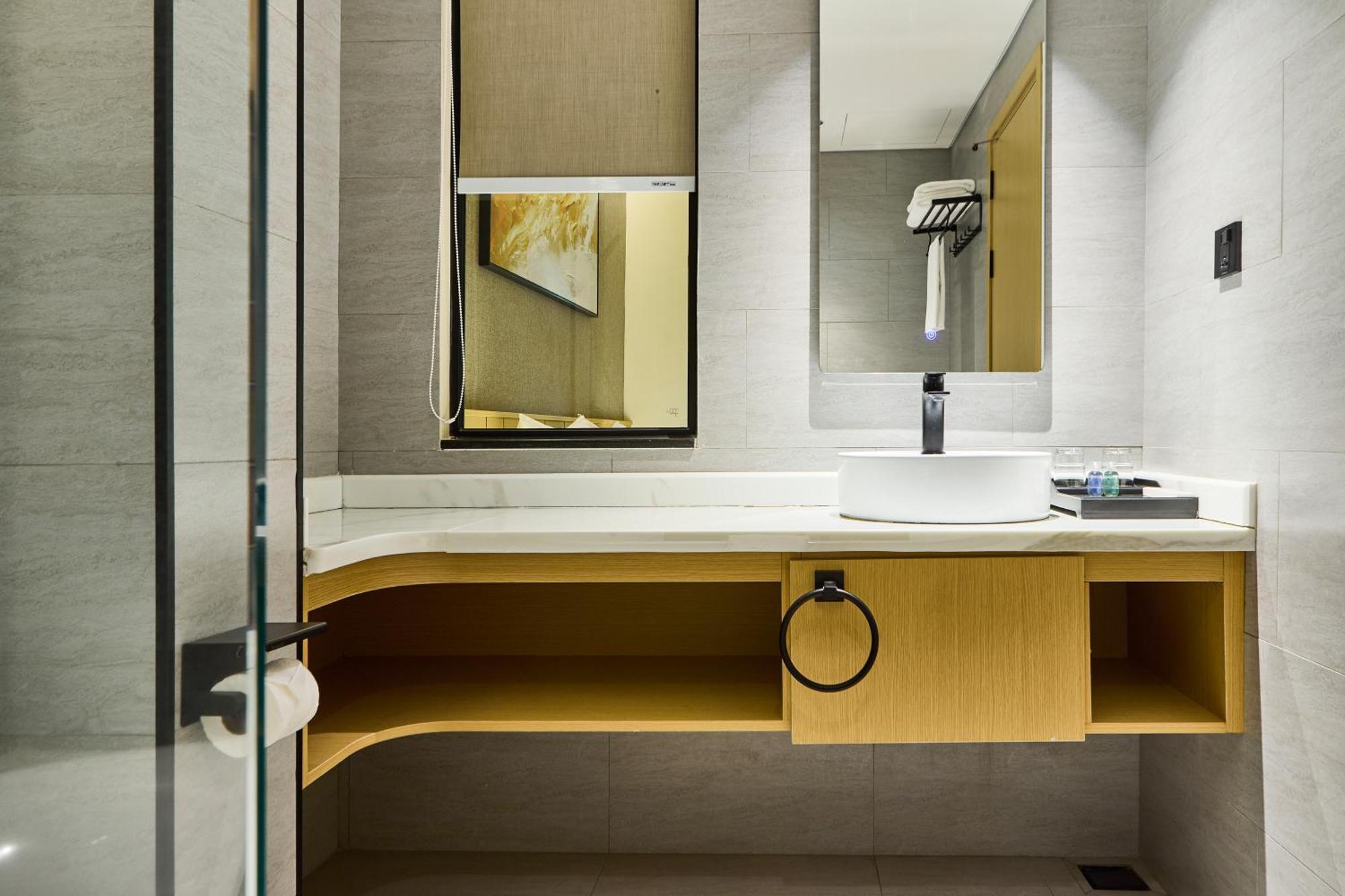 Park Saigon 3* TP. Hồ Chí Minh
